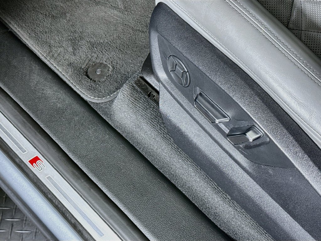 Used 2023 Audi SQ8 Premium Plus w/ Executive Package AWD/4WD image 22