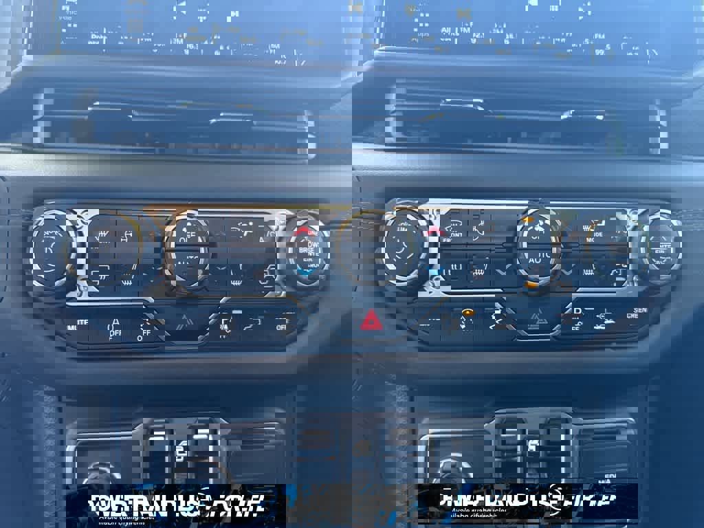 Used 2024 Jeep Gladiator Rubicon image 17