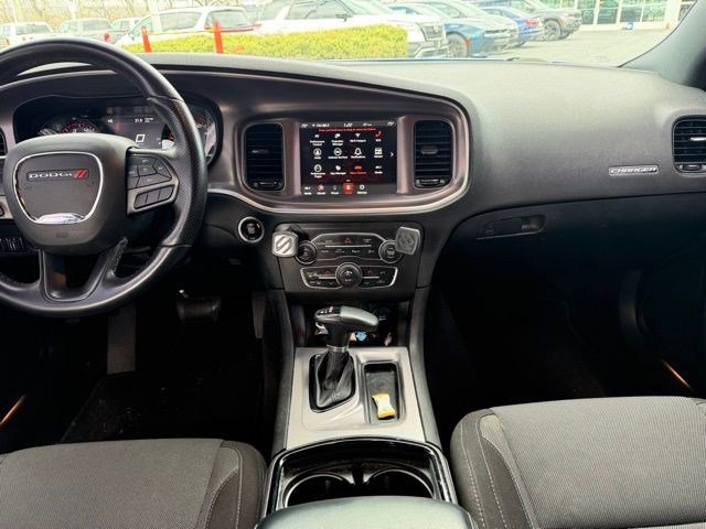 Used 2022 Dodge Charger SXT w/ Blacktop Package image 17