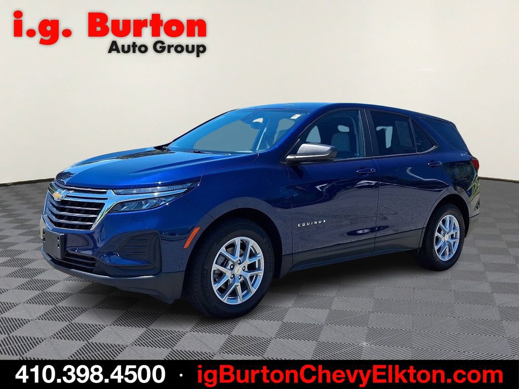 Certified 2023 Chevrolet Equinox LS w/ LS Convenience Package FWD image 3