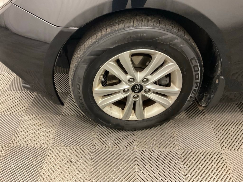 Used 2012 Hyundai Sonata GLS w/ Popular Equipment Pkg image 12