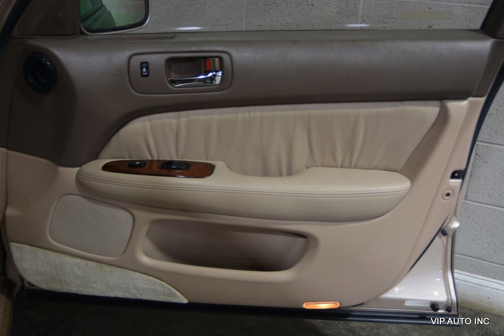 Used 1995 Lexus LS 400 image 26