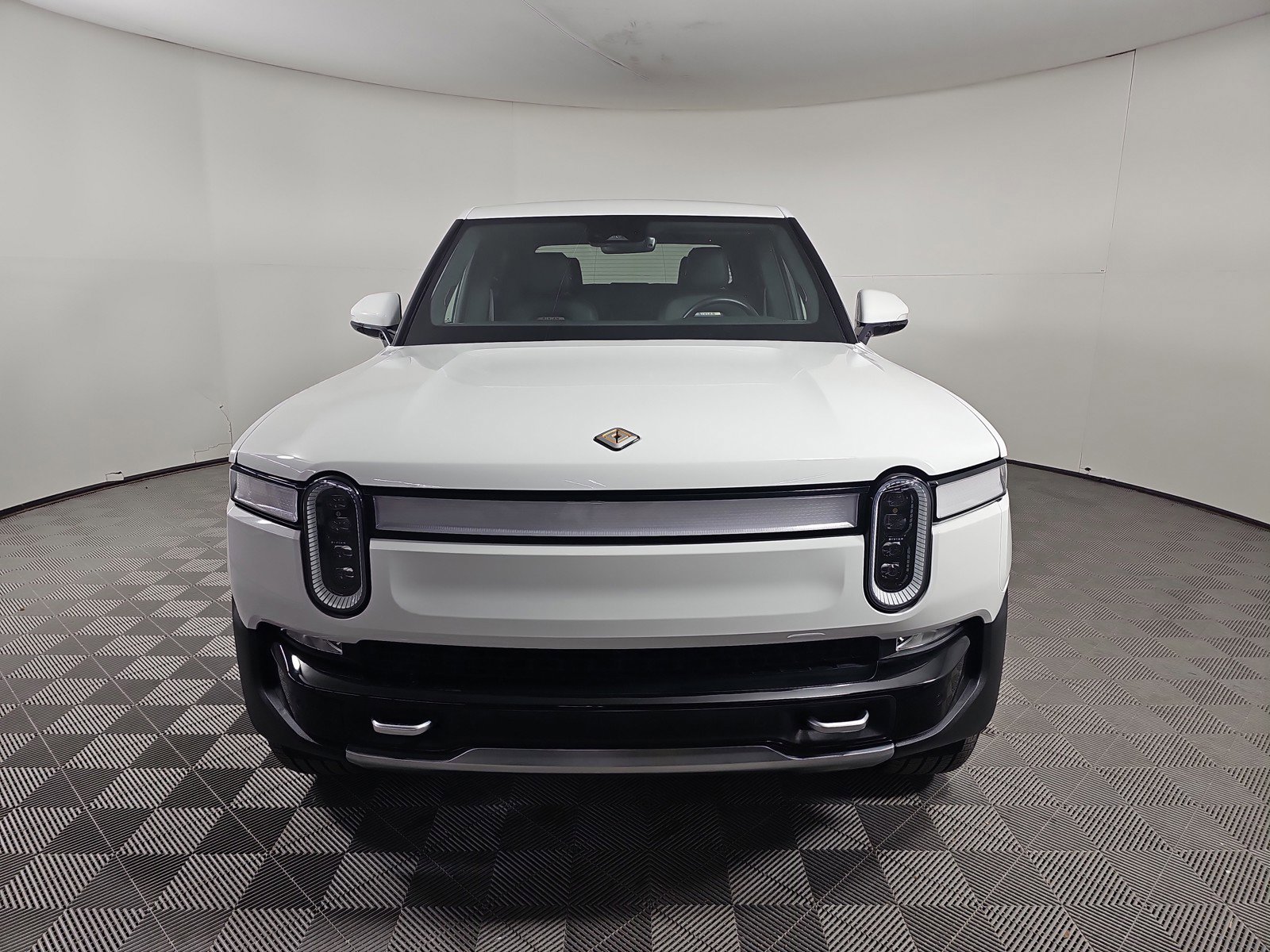 Used 2022 Rivian R1T Launch Edition image 8