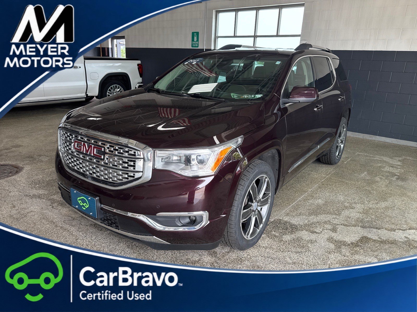 Certified 2017 GMC Acadia Denali w/ Technology Package AWD/4WD image 1