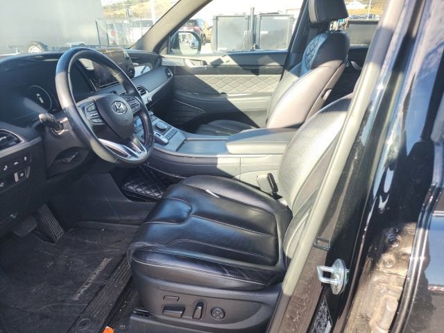 Used 2022 Hyundai Palisade Calligraphy w/ Winter Package image 16