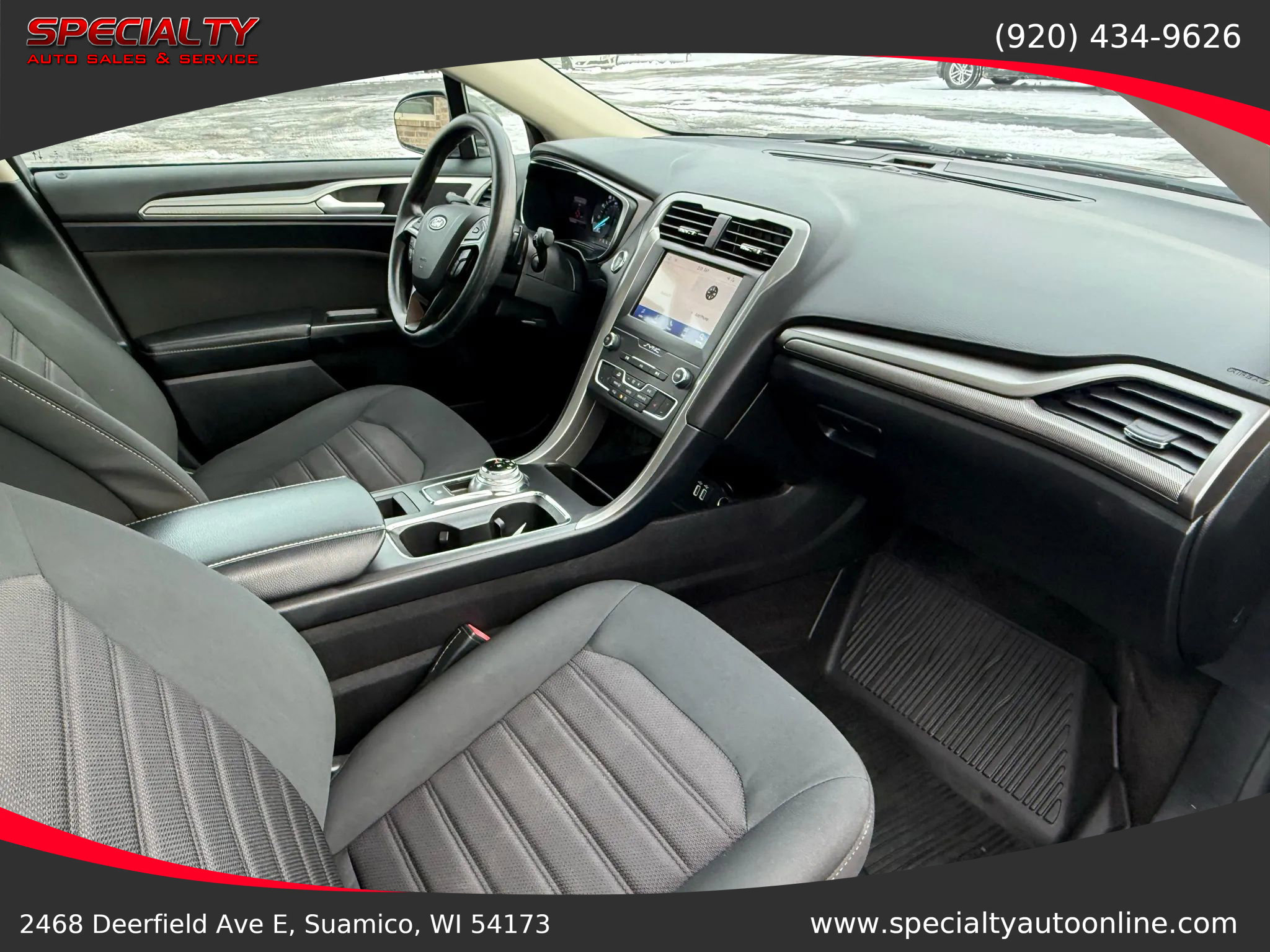 Used 2020 Ford Fusion SE image 18