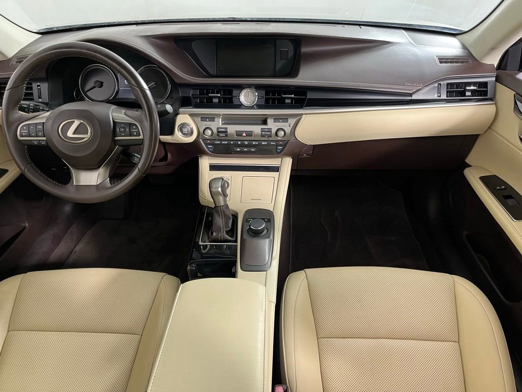Used 2016 Lexus ES 350 image 4