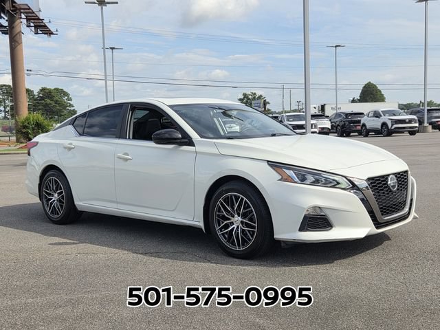 Used 2021 Nissan Altima 2.5 SR w/ SR Premium Package FWD image 4
