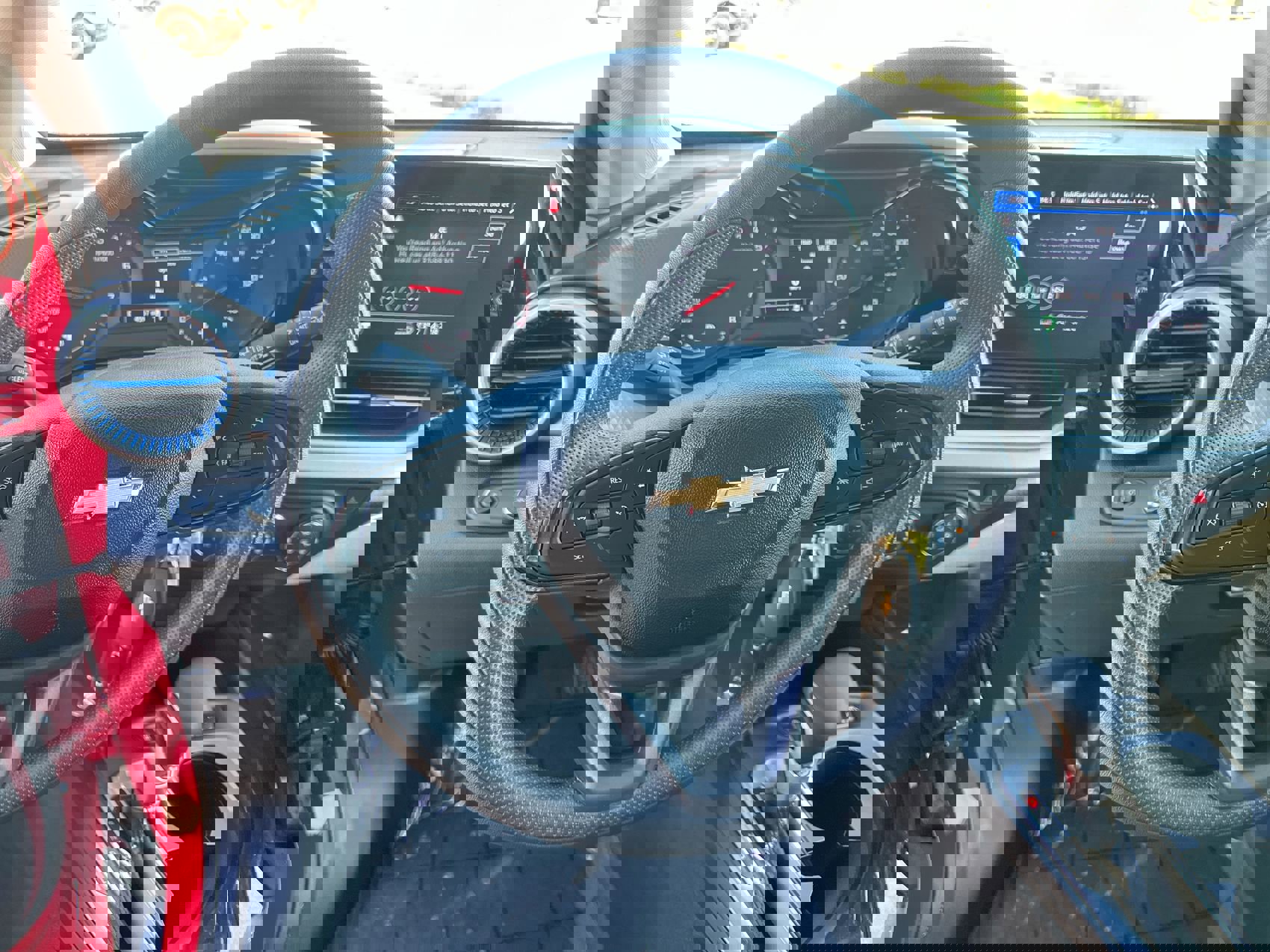 Used 2026 Chevrolet Trax LS w/ LS Convenience Package image 14