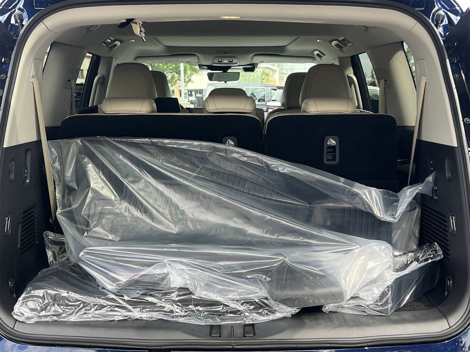 New 2025 Nissan Armada Platinum Reserve AWD/4WD image 26