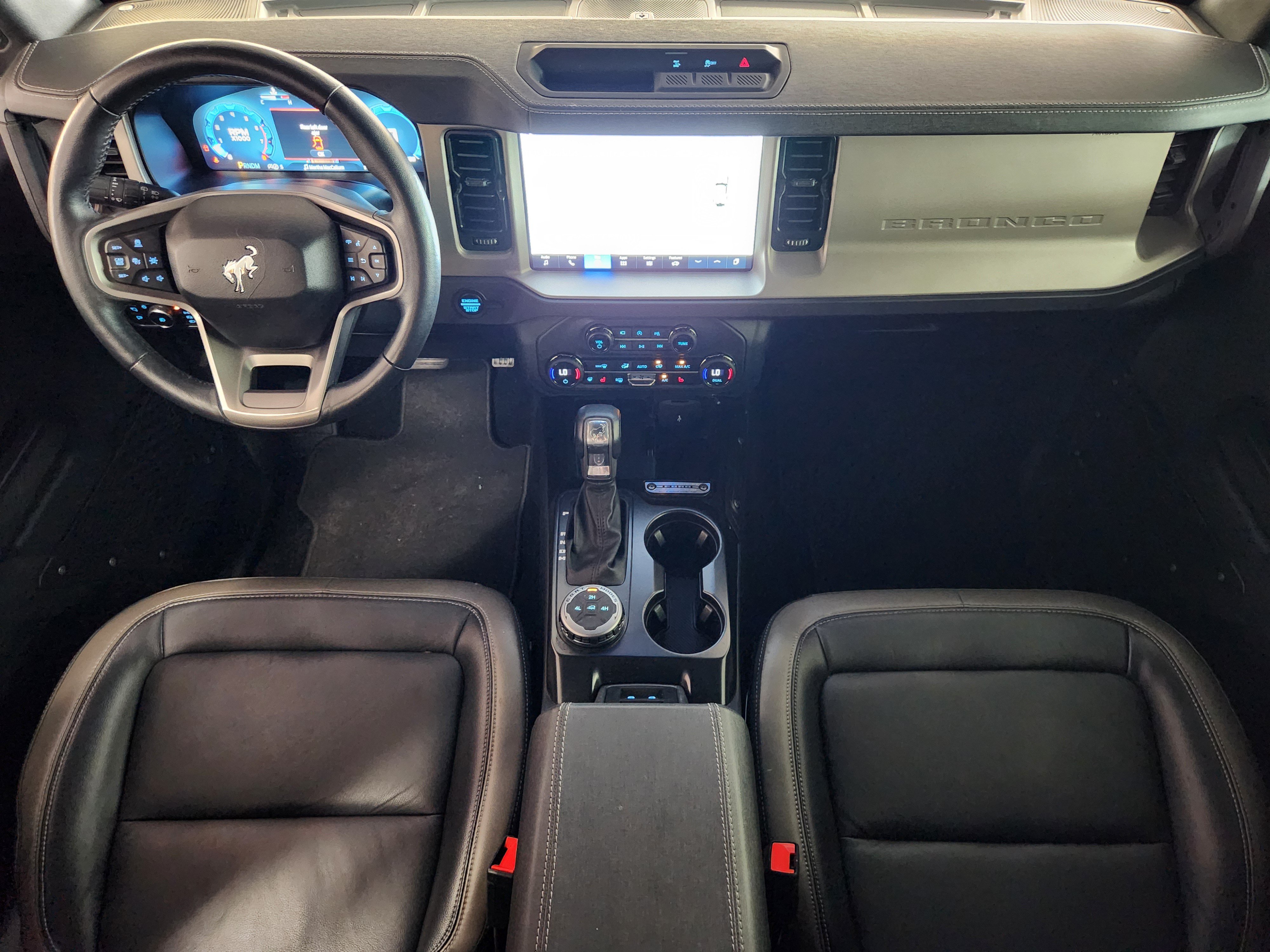Used 2025 Ford Bronco Outer Banks AWD/4WD image 19