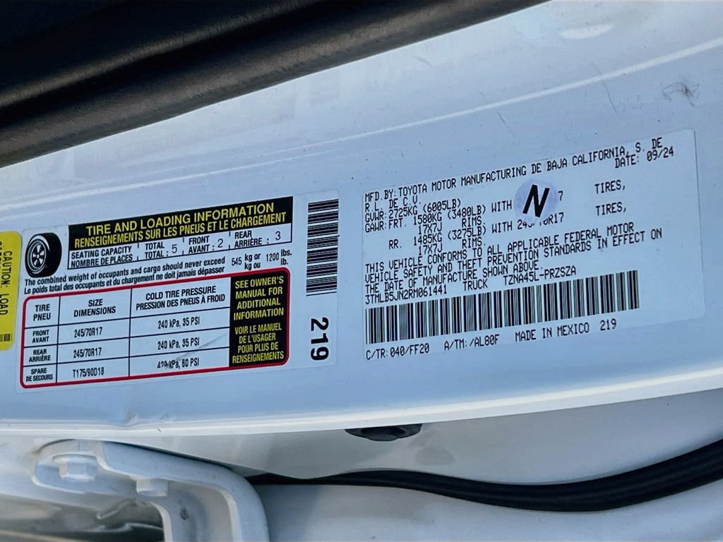Used 2024 Toyota Tacoma SR5 AWD/4WD image 29