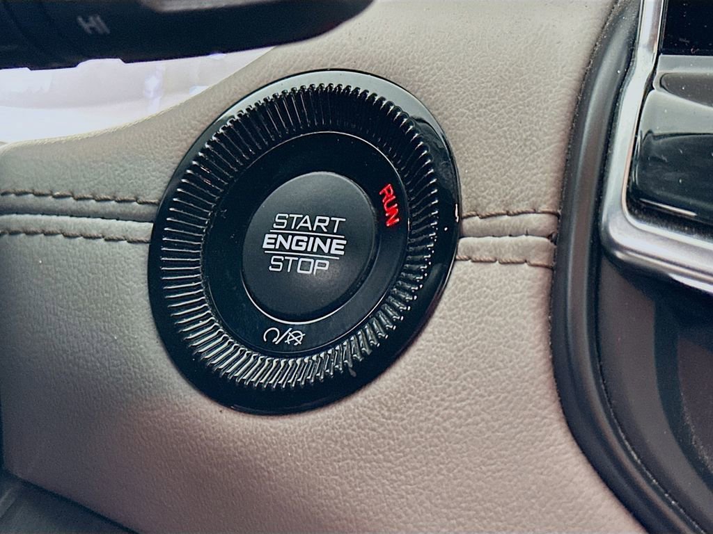 Used 2022 Jeep Compass Limited image 20