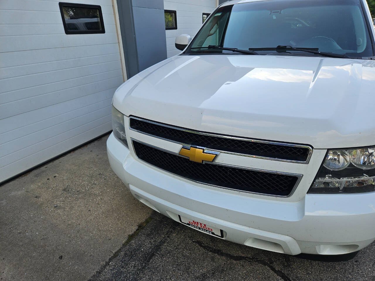 Used 2014 Chevrolet Suburban LS AWD/4WD image 3