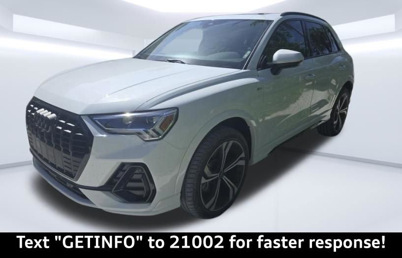 Used 2023 Audi Q3 2.0T Premium Plus w/ Premium Plus Package AWD/4WD image 8