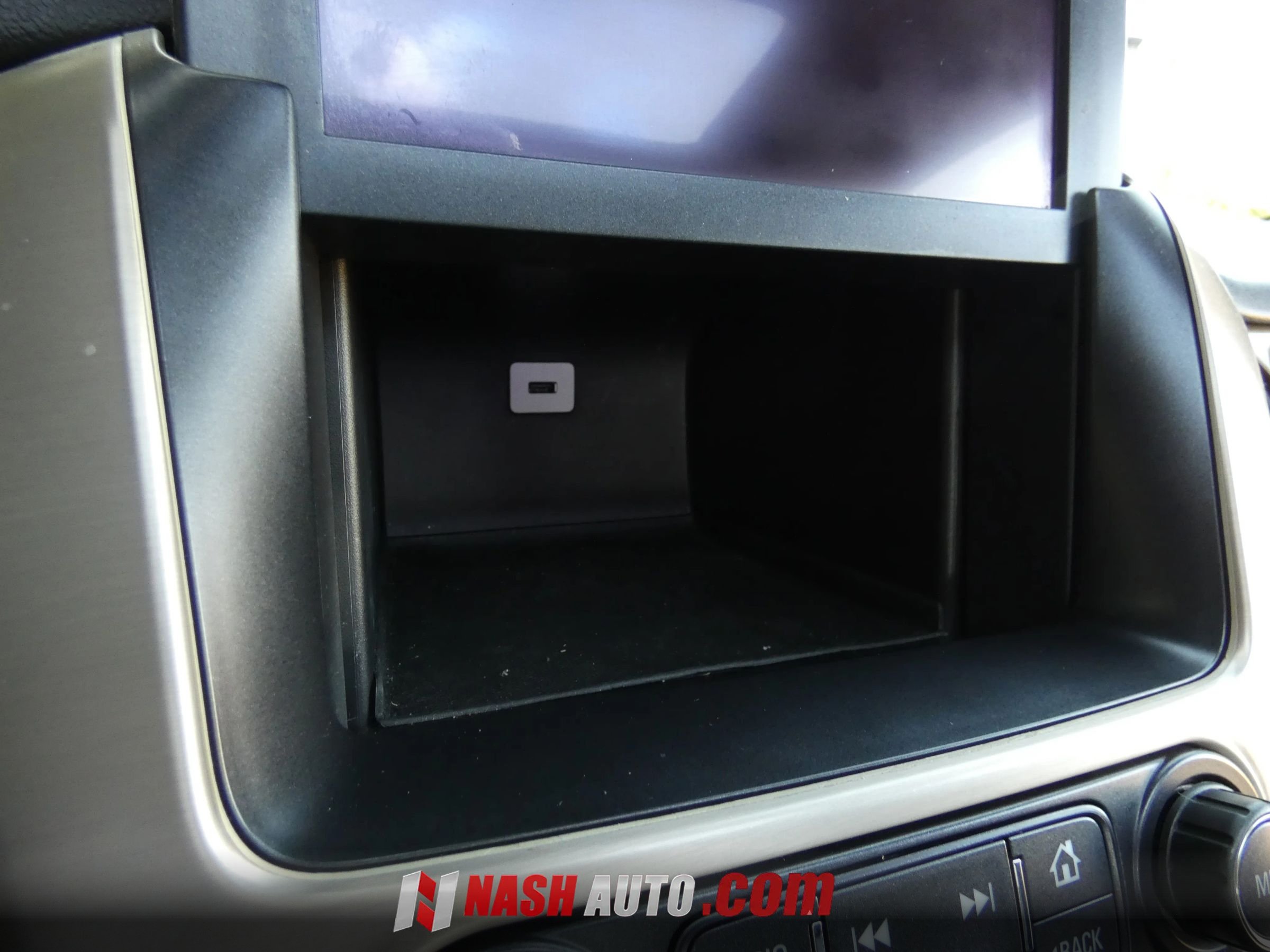 Used 2017 GMC Yukon Denali w/ Open Road Package RWD image 79