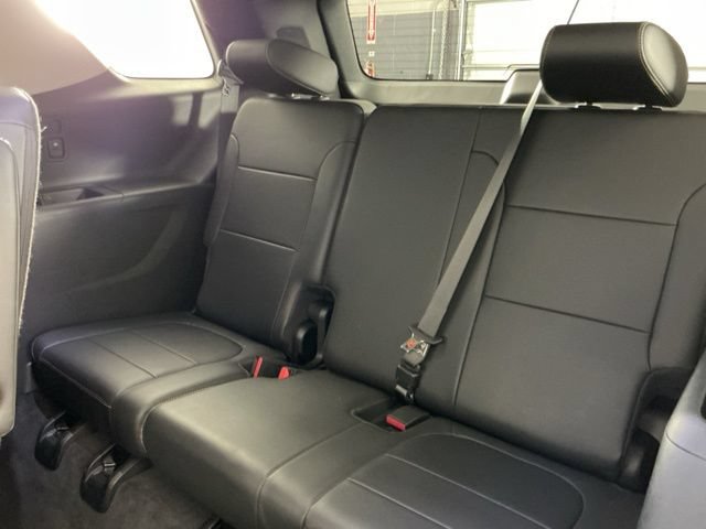 Used 2020 Chevrolet Traverse RS w/ LPO, 'HIT The Road' Package AWD/4WD image 30