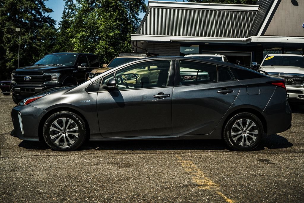 Used 2022 Toyota Prius XLE w/ Advanced Technology Package AWD/4WD image 20
