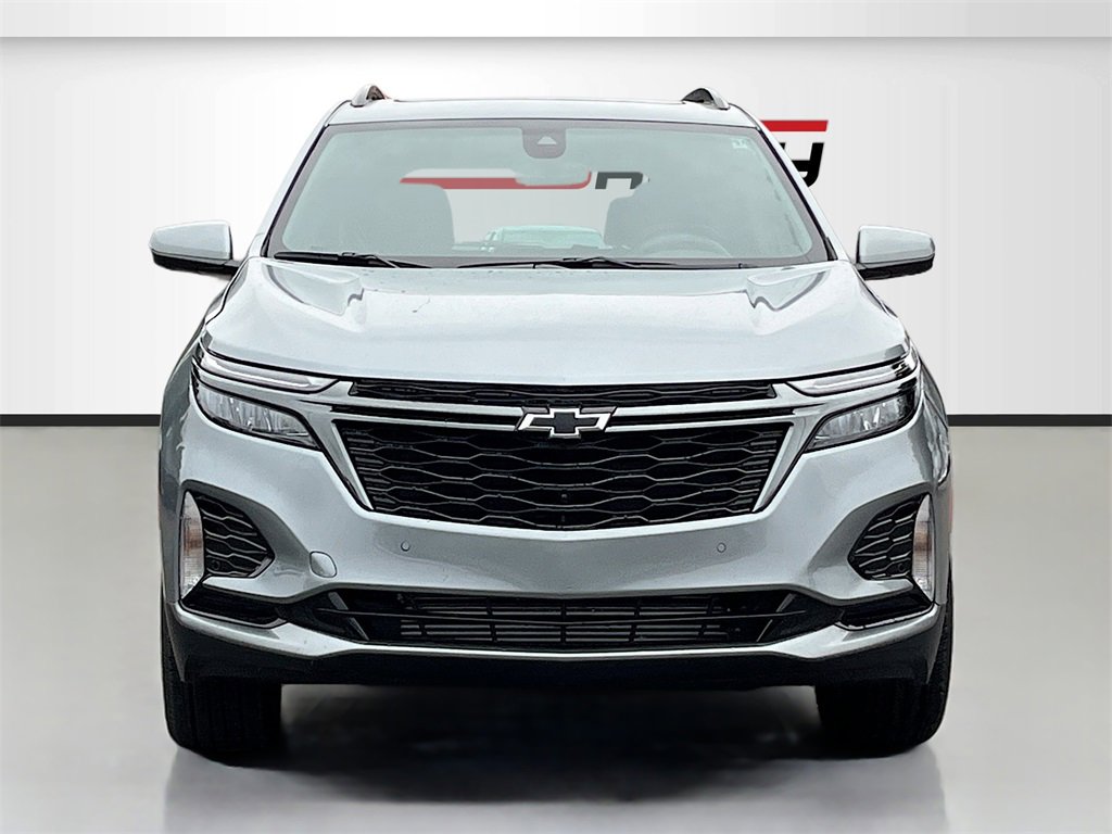 Used 2024 Chevrolet Equinox RS w/ RS Leather Package image 2