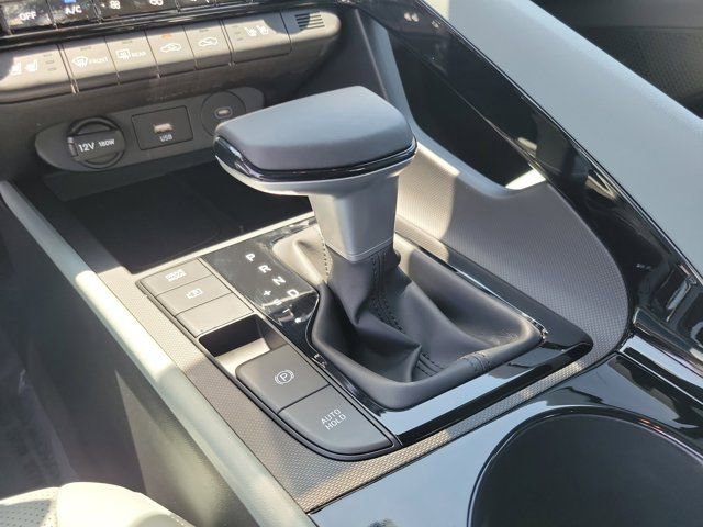 Certified 2025 Hyundai Elantra Limited image 25