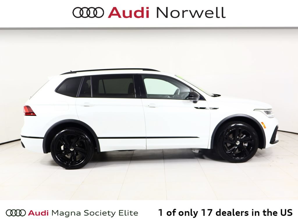 Used 2024 Volkswagen Tiguan SE R-Line AWD/4WD image 16