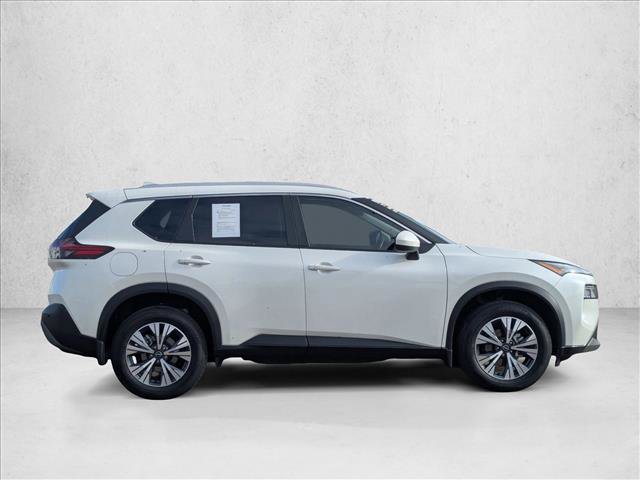 Used 2023 Nissan Rogue SV w/ SV Premium B Package image 4