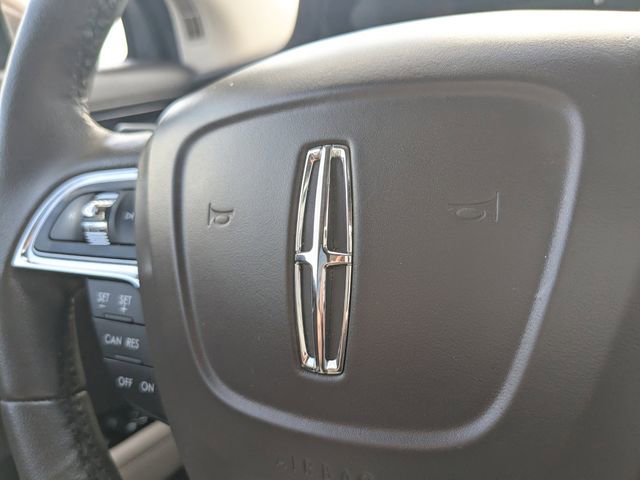 Used 2022 Lincoln Nautilus FWD w/ Premium Package image 30