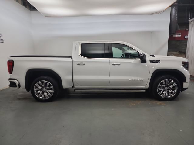 Used 2023 GMC Sierra 1500 Denali w/ Denali Reserve Package image 12
