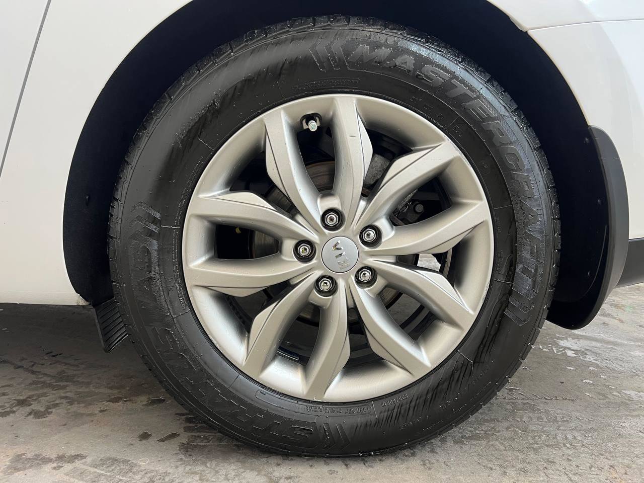 Used 2019 Kia Sedona EX image 31