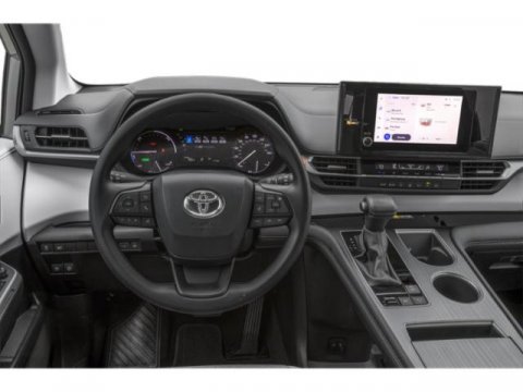 New 2026 Toyota Sienna LE FWD image 9