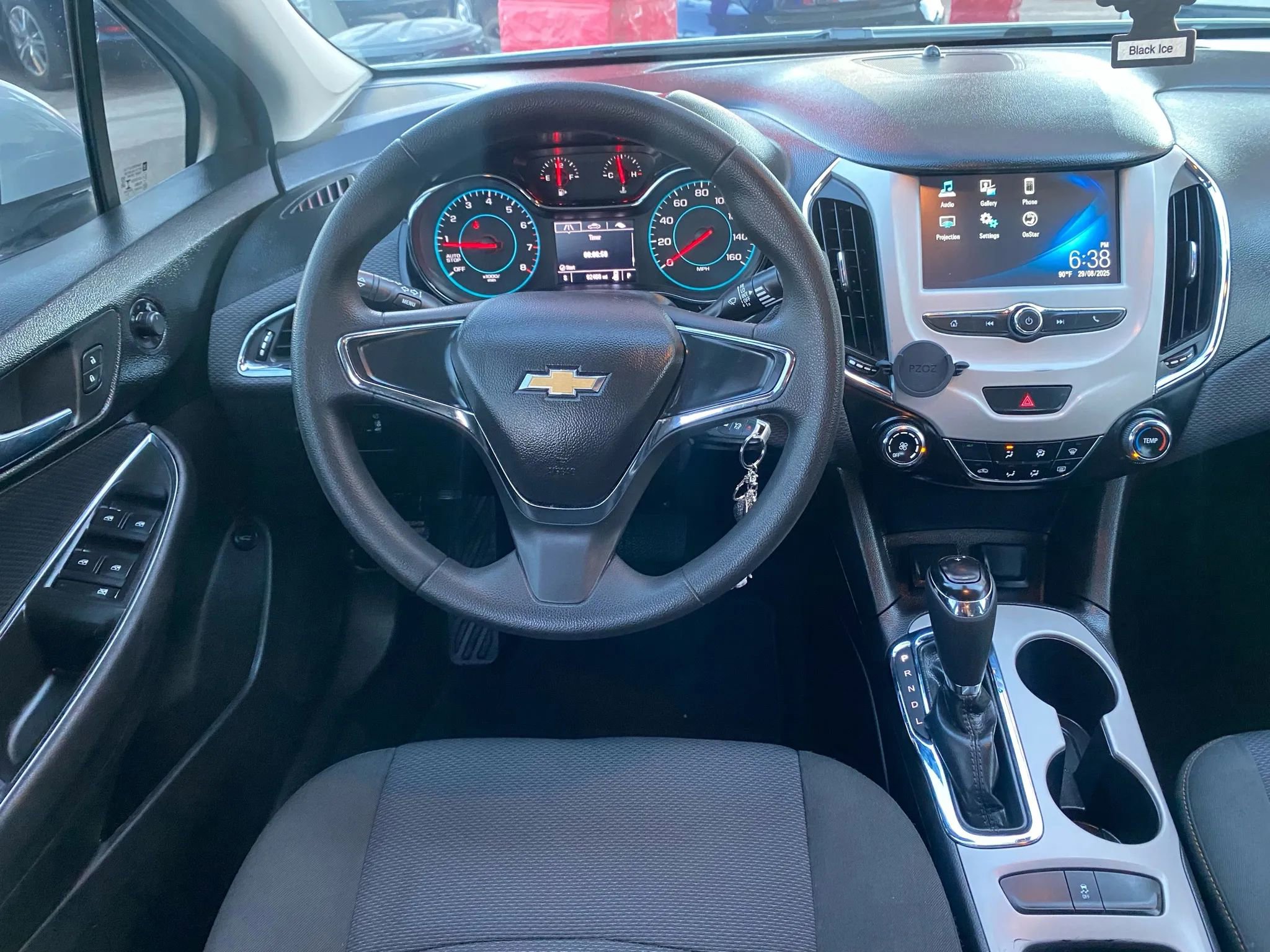 Used 2018 Chevrolet Cruze LS image 14