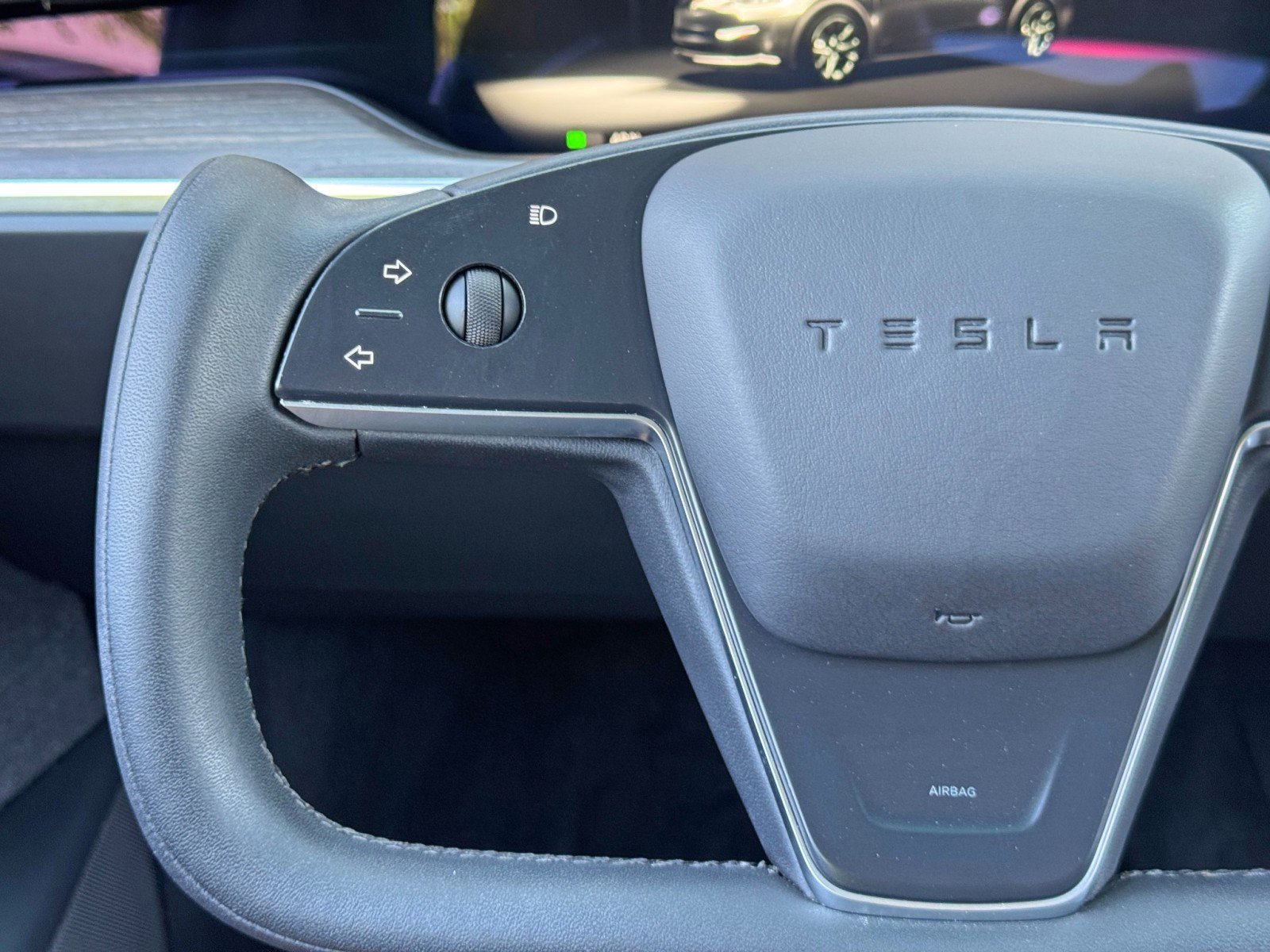 Used 2023 Tesla Model X image 19