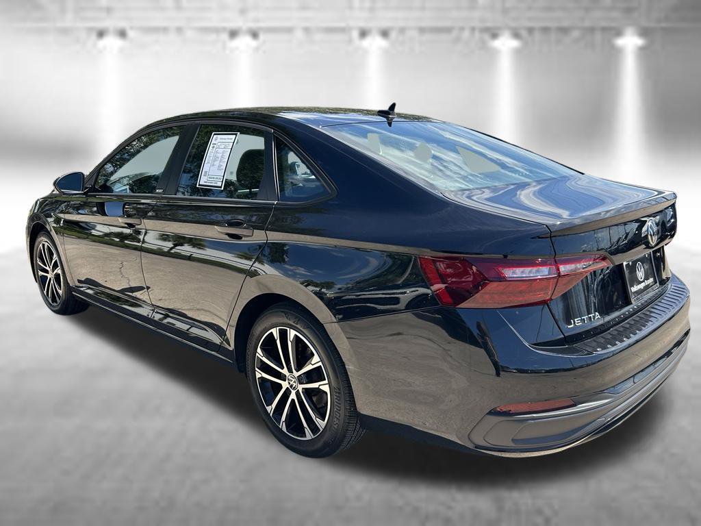 Used 2023 Volkswagen Jetta Sport FWD image 4