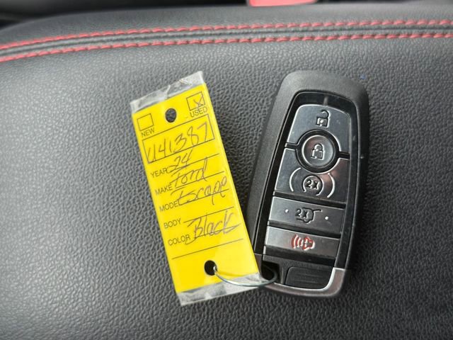 Certified 2024 Ford Escape ST-Line w/ Tech Pack #1 image 16