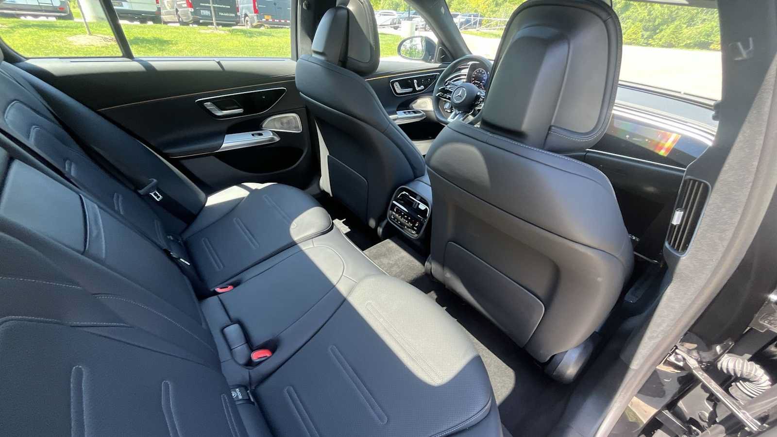 Certified 2025 Mercedes-Benz E 53 AMG e 4MATIC Sedan image 12