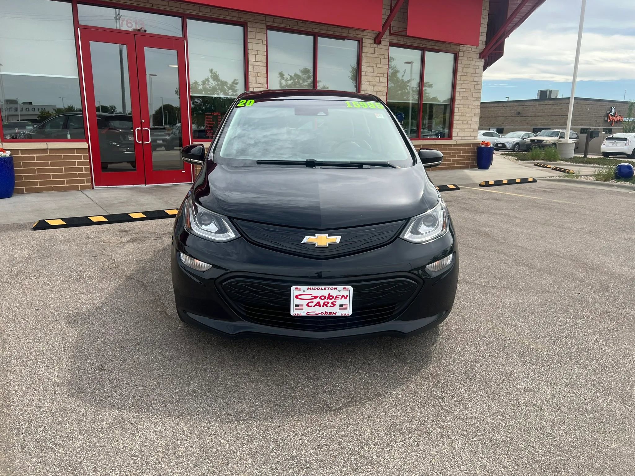 Used 2020 Chevrolet Bolt LT FWD image 2