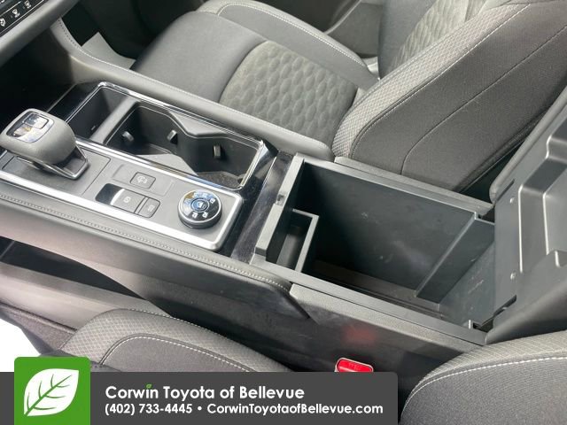 Used 2024 Nissan Pathfinder SV image 24