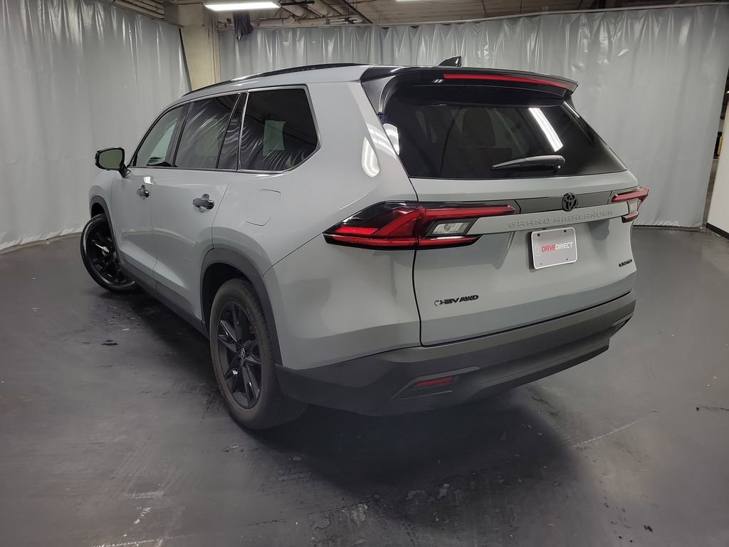 Used 2025 Toyota Grand Highlander AWD Hybrid image 6