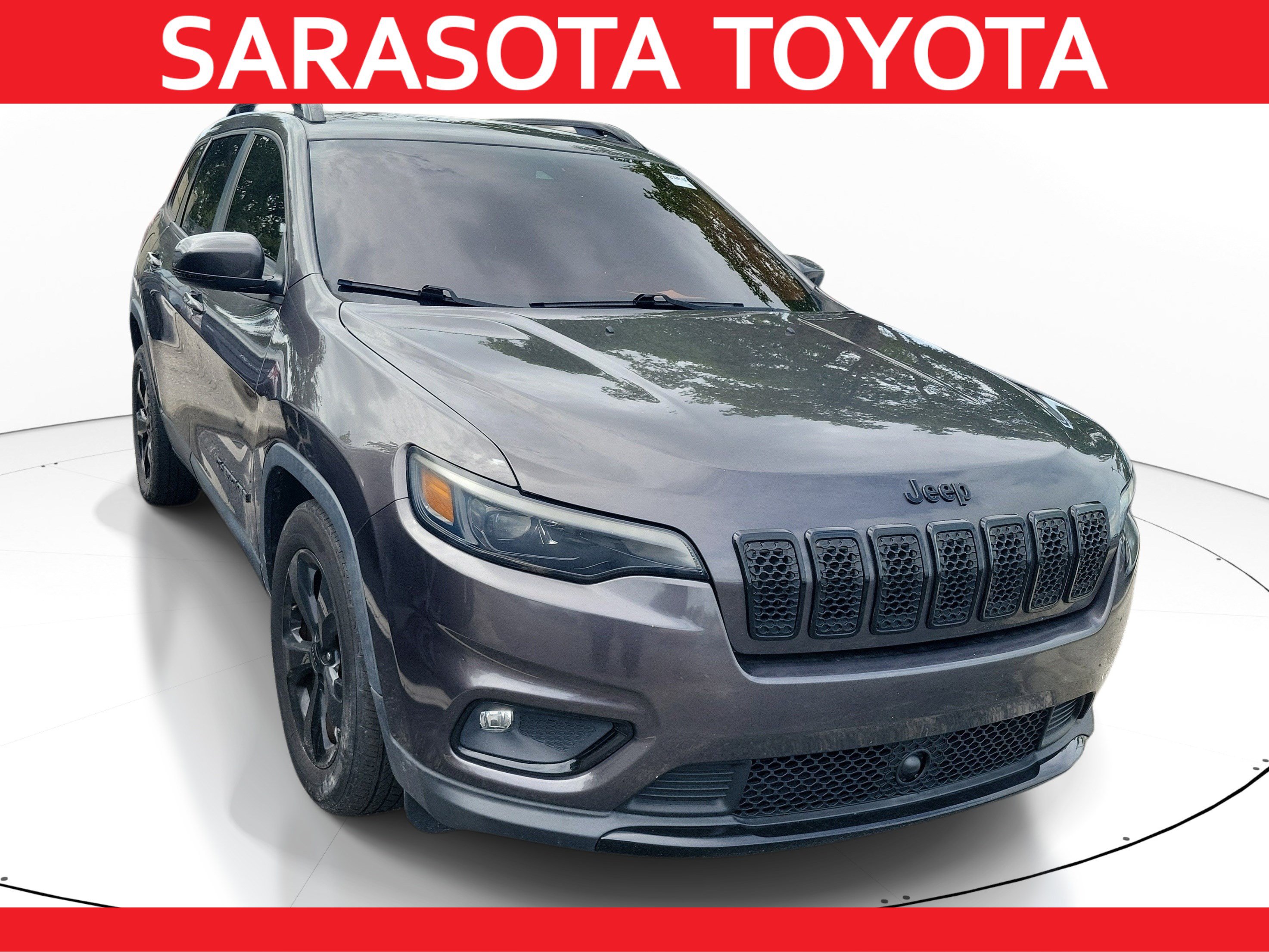 Used 2021 Jeep Cherokee Latitude Plus FWD image 1