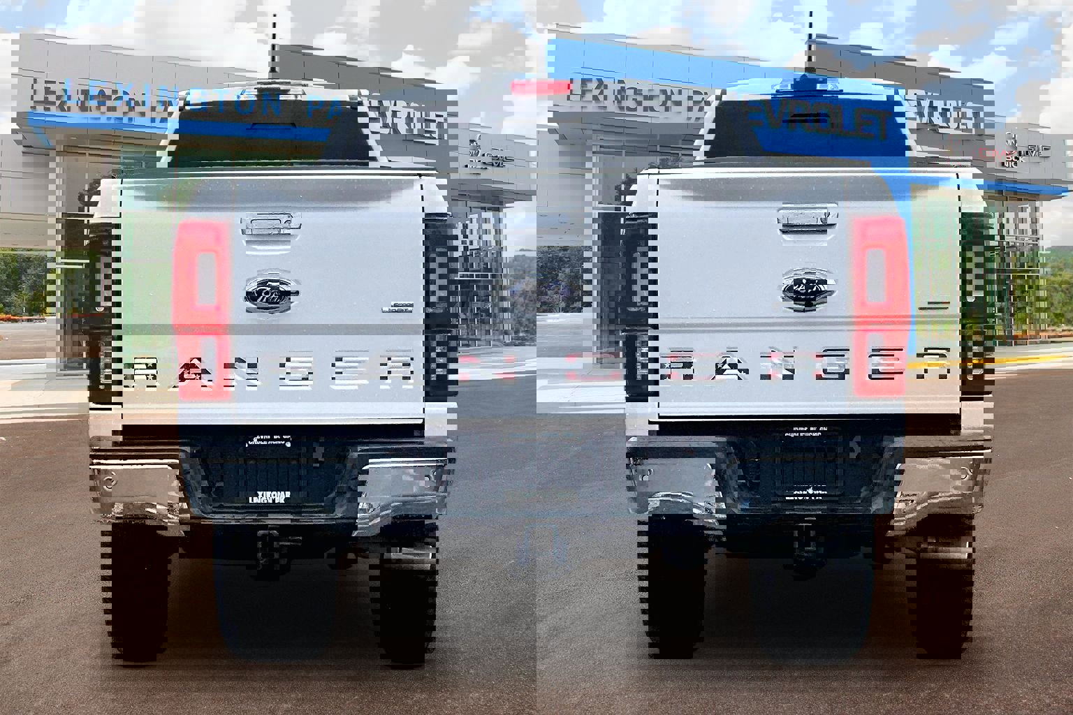 Used 2019 Ford Ranger Lariat w/ Equipment Group 501A Mid image 4