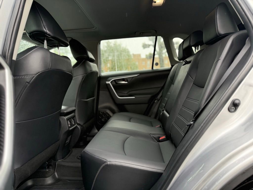 Used 2023 Toyota RAV4 XLE Premium AWD/4WD image 15
