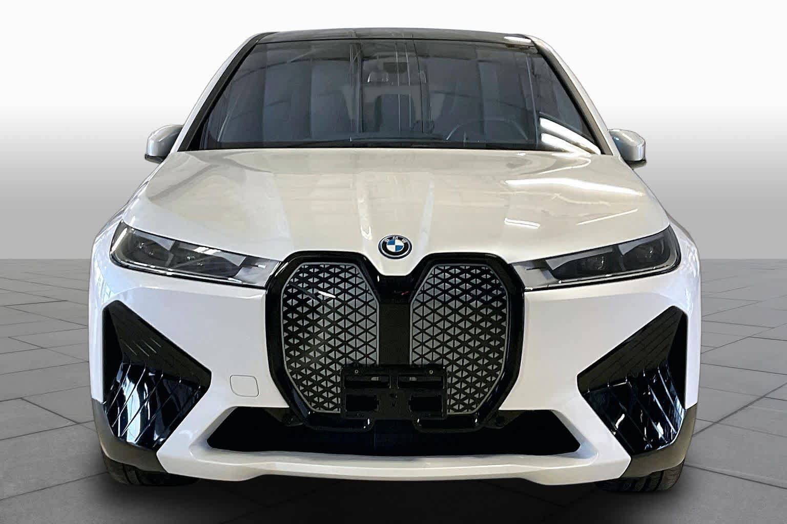 Certified 2024 BMW iX xDrive50 w/ Premium Package AWD/4WD image 3