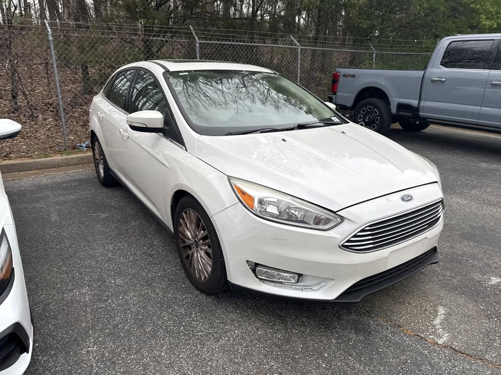 Used 2017 Ford Focus Titanium w/ Titanium Technology Package image 2