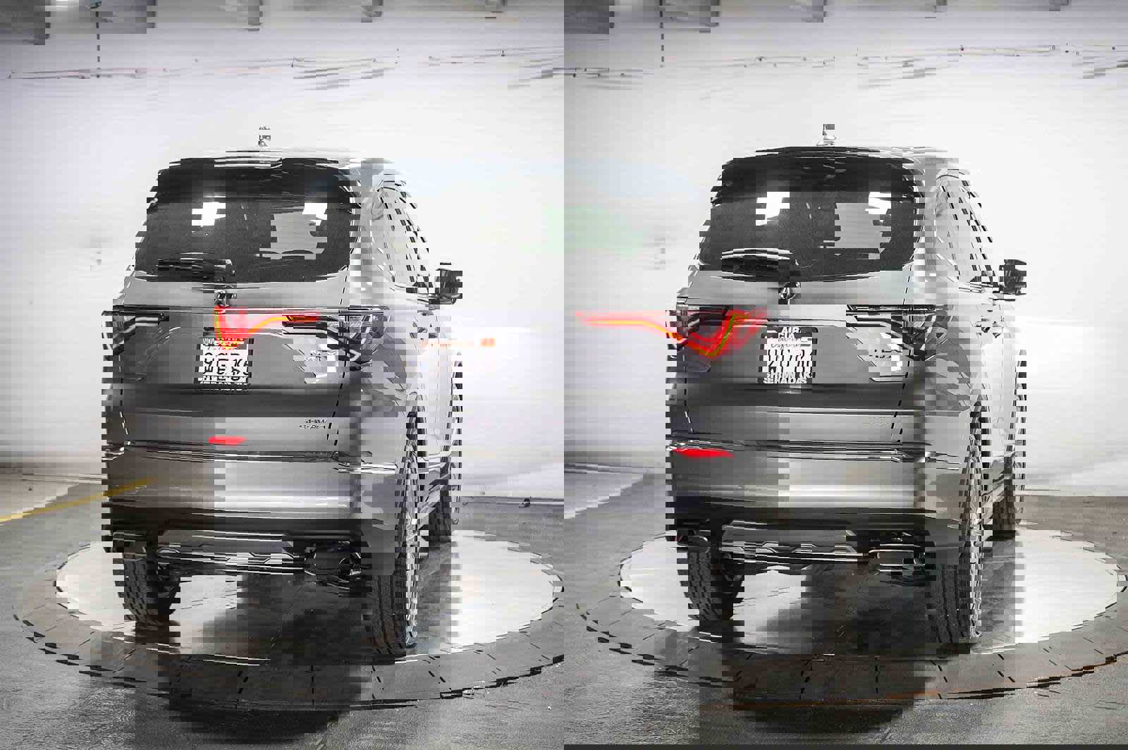 Used 2025 Acura MDX SH-AWD image 10