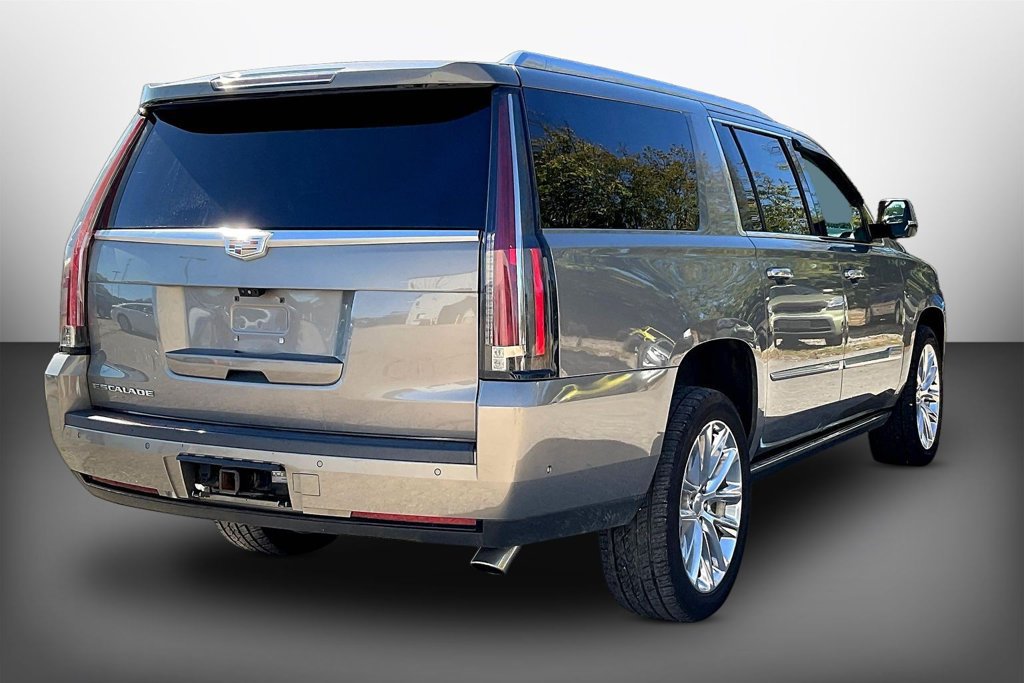 Used 2019 Cadillac Escalade ESV Premium Luxury RWD image 6