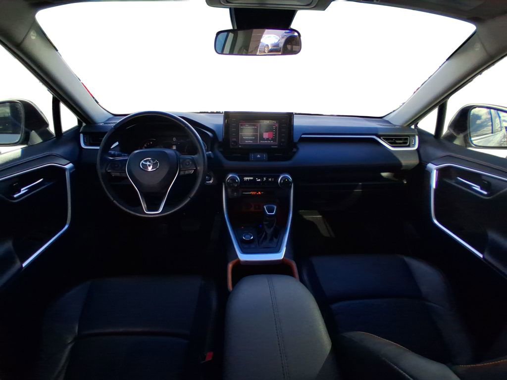 Used 2022 Toyota RAV4 Adventure image 11