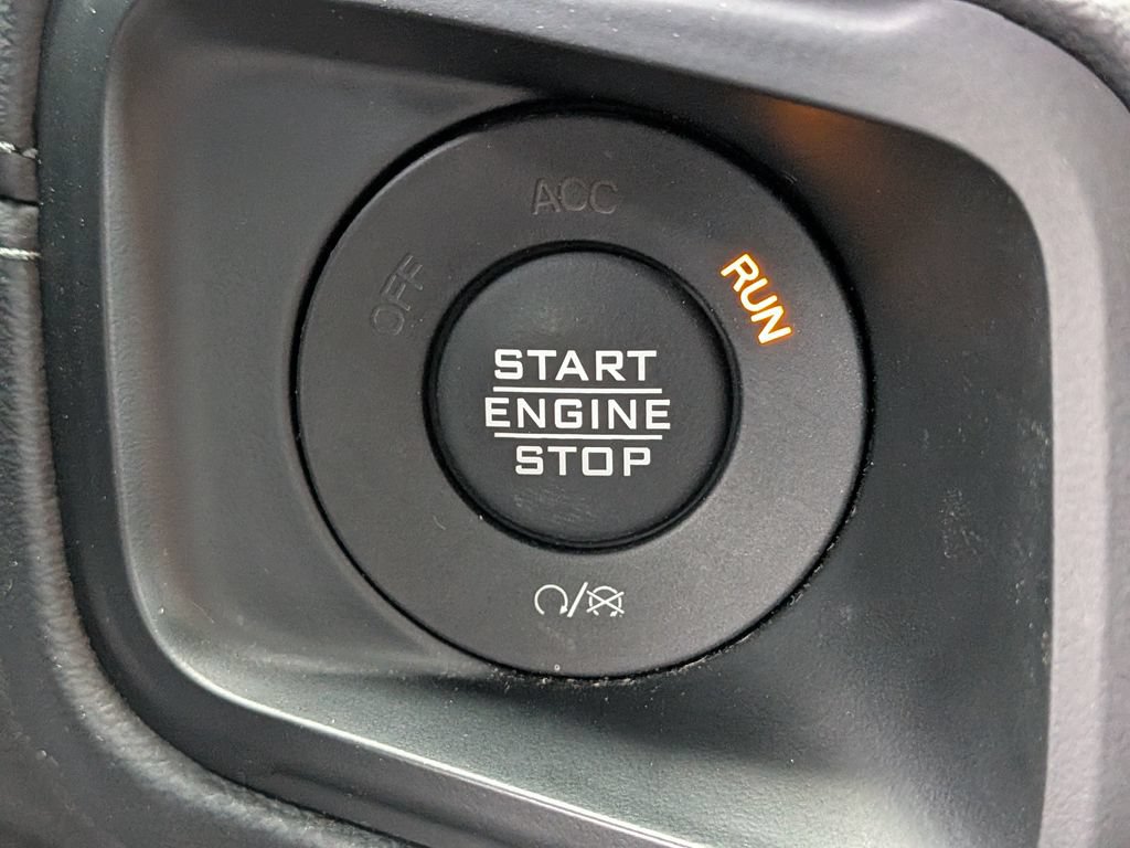 Used 2024 Jeep Wrangler Unlimited Rubicon AWD/4WD image 26