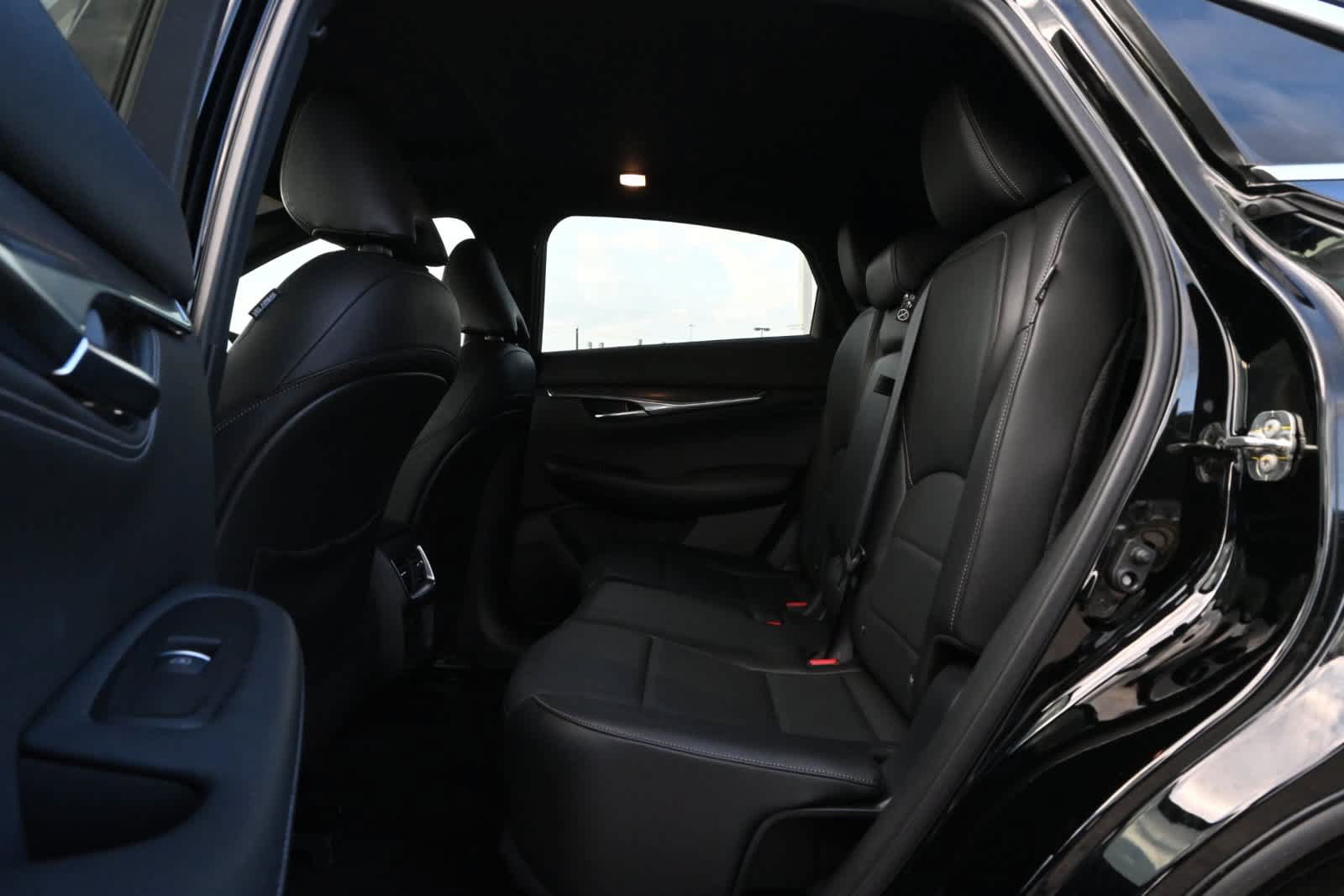 Certified 2023 INFINITI QX55 Luxe w/ Cargo Package AWD/4WD image 17