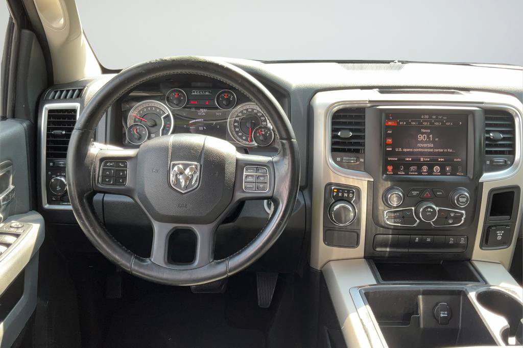 Used 2015 RAM 1500 Big Horn RWD image 13