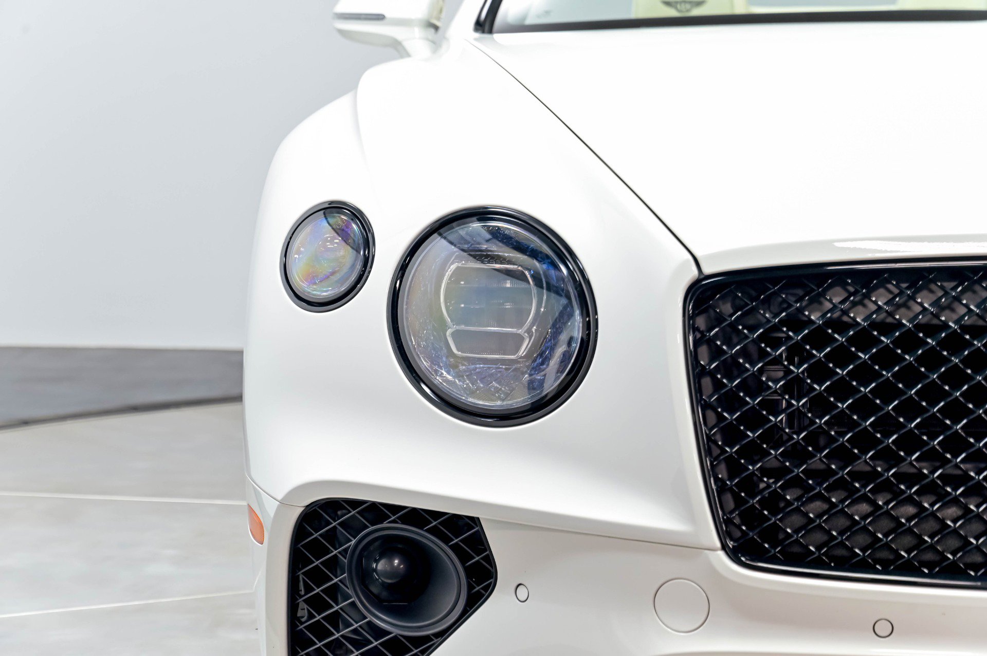 Used 2020 Bentley Continental GT AWD/4WD image 52